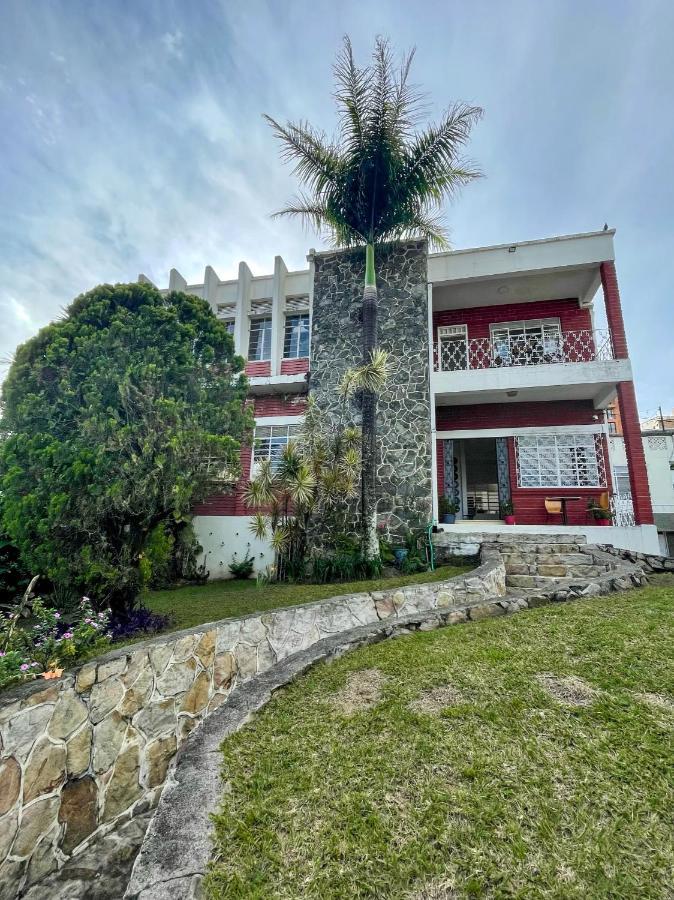 La Palmera Albergue