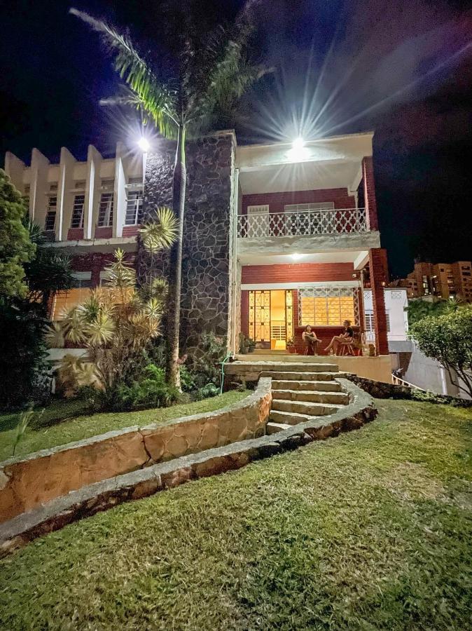 La Palmera Albergue *